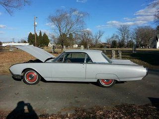 Illustration for article titled Someone pick up this Thunderbird